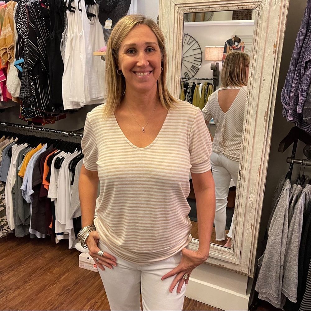 Liverpool LA NWT khaki & white triped short cuff sleeve v-neck open back top